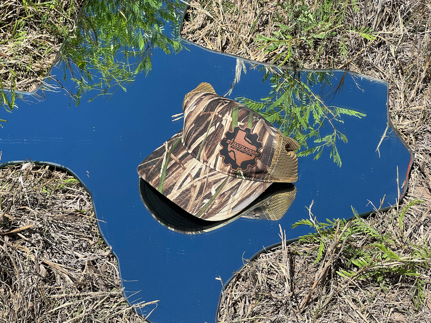 Realtree Max-7/Buck with Brown Leather Logo