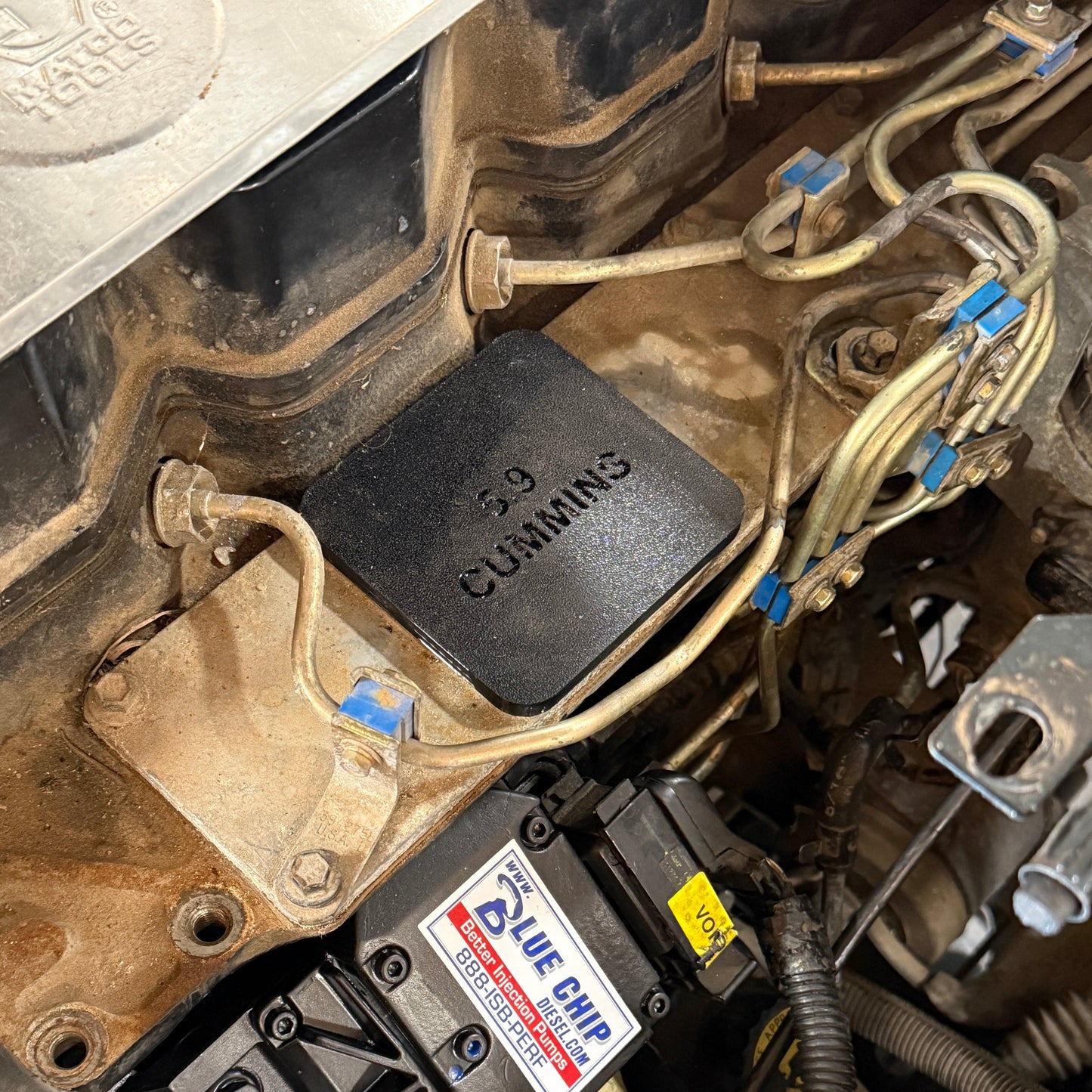 5.9 Cummins Intake Plenum Cover